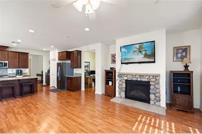 38049 Turning Leaf, Murrieta, CA 92563 - Photo 17
