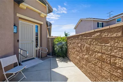 38049 Turning Leaf, Murrieta, CA 92563 - Photo 5