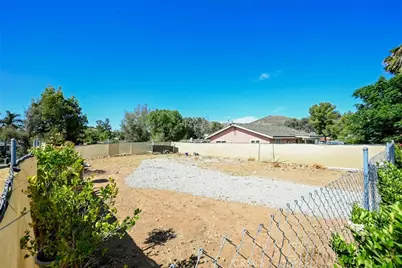 23792 La Bertha, Menifee, CA 92587 - Photo 3