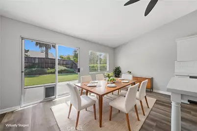 24428 Oakridge Cir, Murrieta, CA 92562 - Photo 11