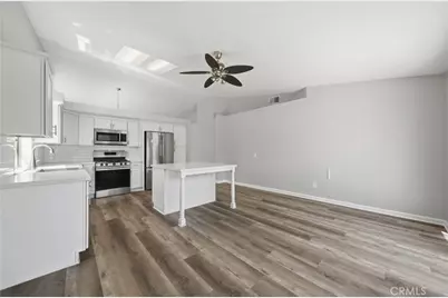 24428 Oakridge Cir, Murrieta, CA 92562 - Photo 15