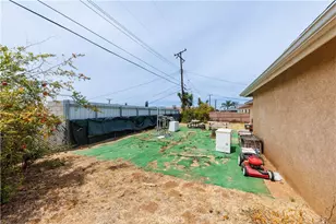 3292 Debbie Ln, Riverside, CA 92501 - Photo 15