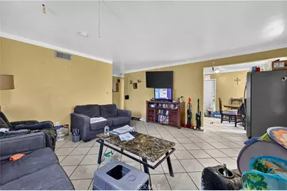 3292 Debbie Lane, Riverside, CA 92501 - Photo 11