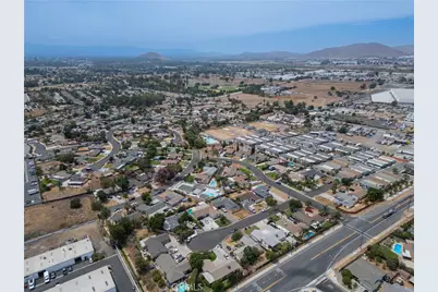 3292 Debbie Lane, Riverside, CA 92501 - Photo 23