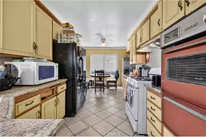3292 Debbie Lane, Riverside, CA 92501 - Photo 5