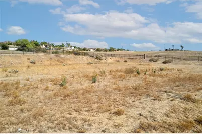 7948 Featherstone Ct, Riverside, CA 92506 - Photo 13