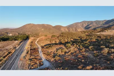 39325 Highway 79, Aguanga, CA 92536 - Photo 17