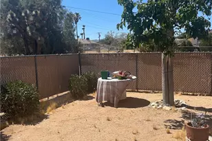 7623 Frontera, Yucca Valley, CA 92284 - Photo 11