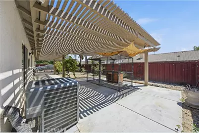 1936 Medoc, San Jacinto, CA 92583 - Photo 7