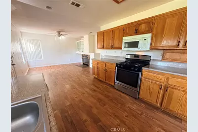 40579 Geyser, Murrieta, CA 92562 - Photo 9