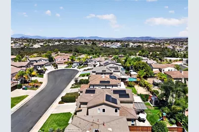 30541 Muir Court, Murrieta, CA 92563 - Photo 9