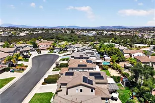 30541 Muir Ct, Murrieta, CA 92563 - Photo 9