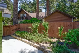 31671 Luring Pines Dr, Running Springs, CA 92382 - Photo 25