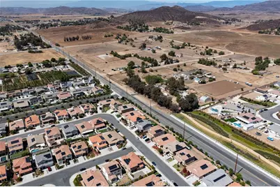 30929 Palette Road, Murrieta, CA 92563 - Photo 43