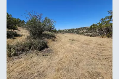 48805 Leaning Rock Court, Aguanga, CA 92536 - Photo 5