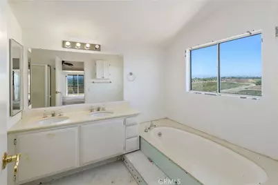 34881 Los Nogales, Temecula, CA 92592 - Photo 33