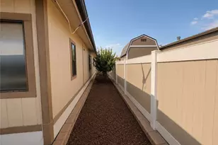 28861 Via Playa Del Rey, Murrieta, CA 92563 - Photo 3