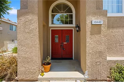 30440 Novato, Murrieta, CA 92563 - Photo 3