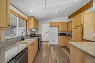 31765 Deborah Ln, Menifee, CA 92584 - Photo 9