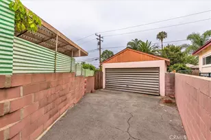 949 W Rosewood Ct, Ontario, CA 91762 - Photo 21