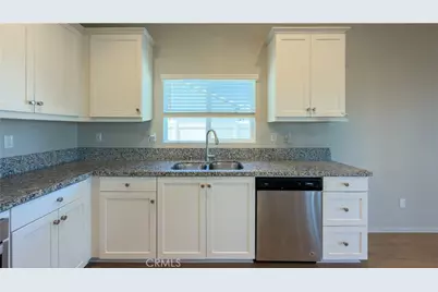 30690 Hawkscrest, Winchester, CA 92596 - Photo 15
