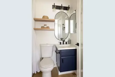 2500 Abbot Kinney Boulevard #20, Venice, CA 90291 - Photo 13