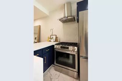 2500 Abbot Kinney Boulevard #20, Venice, CA 90291 - Photo 5
