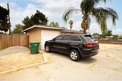 13051 Lancaster Lane, Moreno Valley, CA 92553 - Photo 21