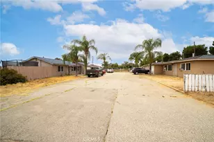 13051 Lancaster Ln, Moreno Valley, CA 92553 - Photo 15