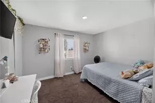 25595 Sierra Cadiz Ct, Moreno Valley, CA 92551 - Photo 19