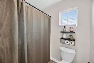 25595 Sierra Cadiz Ct, Moreno Valley, CA 92551 - Photo 23