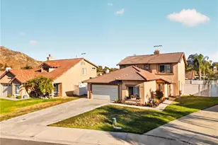 25595 Sierra Cadiz Ct, Moreno Valley, CA 92551 - Photo 41
