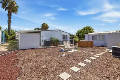 601 N Kirby #394, Hemet, CA 92545 - Photo 17
