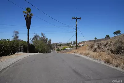 24200 Beverly, Menifee, CA 92587 - Photo 9