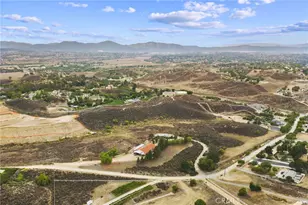 35251 Calle Campo, Temecula, CA 92592 - Photo 19