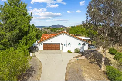 35251 Calle Campo, Temecula, CA 92592 - Photo 9