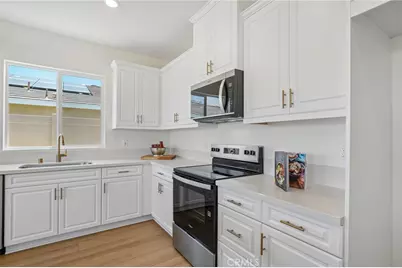 27330 Dunite Drive, Perris, CA 92571 - Photo 15