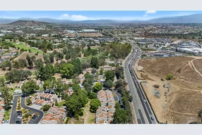 29376 Via Frontera, Murrieta, CA 92563 - Photo 47