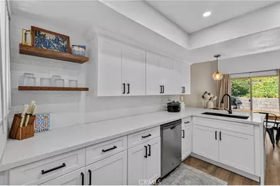 29376 Via Frontera, Murrieta, CA 92563 - Photo 9