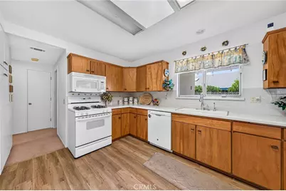 1240 W Montrose Avenue, Hemet, CA 92543 - Photo 29