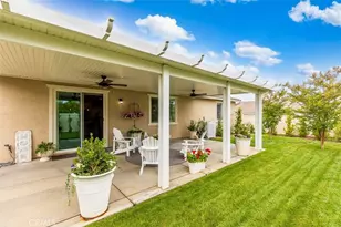 31454 Darlington Oak Dr, Winchester, CA 92596 - Photo 9