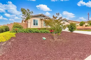 31454 Darlington Oak Dr, Winchester, CA 92596 - Photo 11