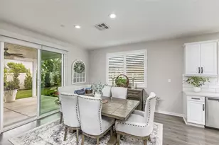 31454 Darlington Oak Dr, Winchester, CA 92596 - Photo 13