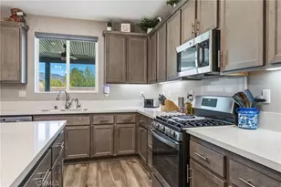 29271 Date Palm, Lake Elsinore, CA 92530 - Photo 11