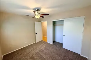 44493 Galicia, Hemet, CA 92544 - Photo 31