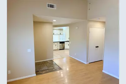44493 Galicia, Hemet, CA 92544 - Photo 11