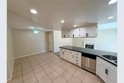 44493 Galicia, Hemet, CA 92544 - Photo 17