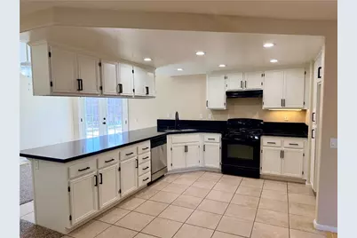 44493 Galicia, Hemet, CA 92544 - Photo 15