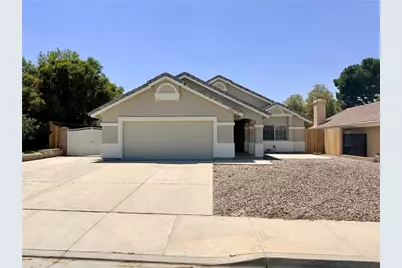 44493 Galicia, Hemet, CA 92544 - Photo 3