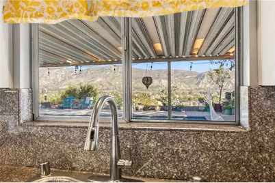 468 E View, Santa Paula, CA 93060 - Photo 5